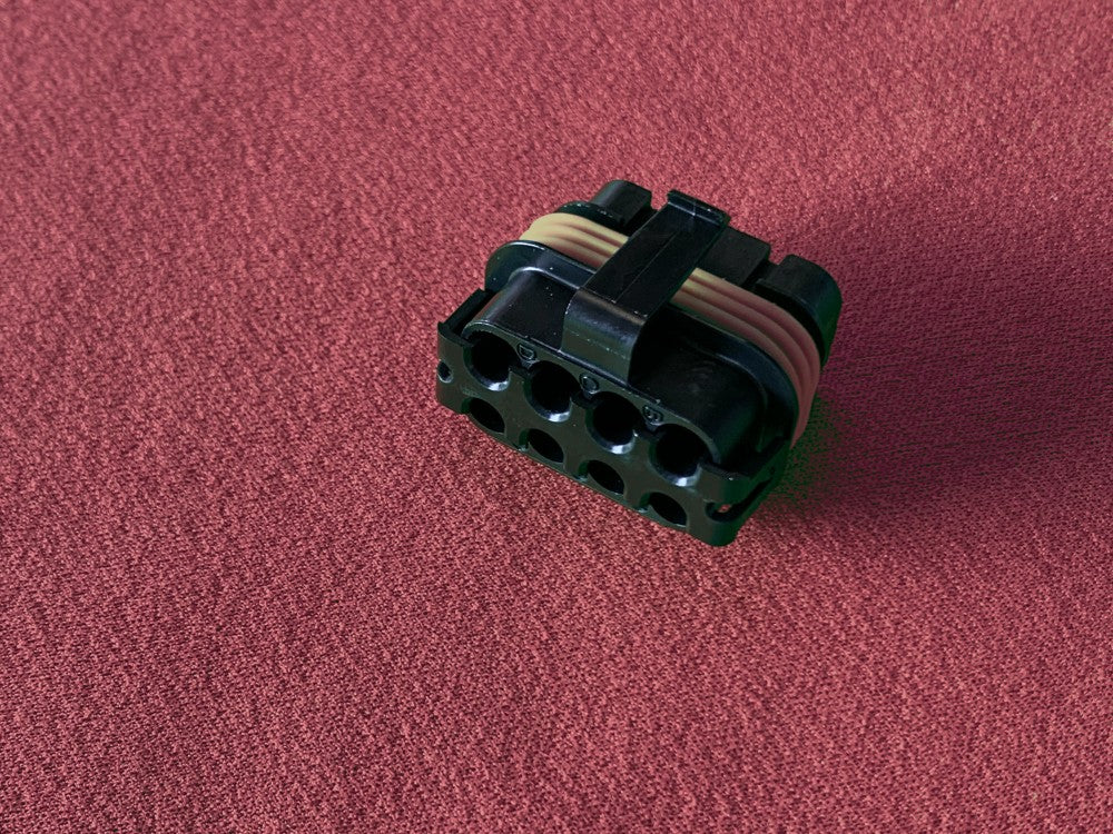 Mini fuse box, fully waterproof (short cover)